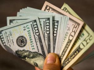 سعر الدولار اليوم في سوريا