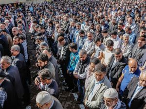 كيفية صلاة الغائب على شهداء غزة