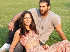 New update on Can Yaman and Demet Özdemir from Hungary