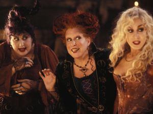 Get ready for a spooktacular Halloween movie marathon with our top 30 picks! (Hocus Pocus (1993)/ Walt Disney Pictures)