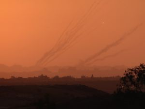 عشرات الشهداء في مجازر اسرائيلية جديدة في خانيونس ورفح