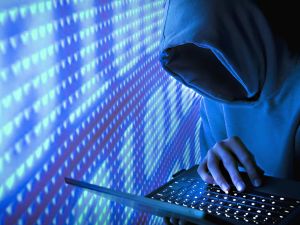  بث شعارات ضد إسرائيل عبر الشاشة الرئيسية