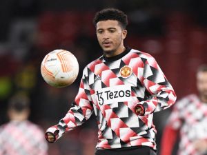 Manchester United's English striker Jadon Sancho warms up ahead of the UEFA Europa League Group E football match between Manchester United and Omonoia Nicosia, at Old Trafford stadium, in Manchester, north-west England, on October 13, 2022. (Photo by Oli SCARFF / AFP)