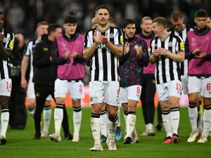 Newcastle United's Swiss defender #05 Fabian Schar (C) reacts after the UEFA Champions League Group F football match between Newcastle United and Paris Saint-Germain at St James' Park in Newcastle-upon-Tyne, north east England on October 4, 2023. Newcastle won the match 4-1.C (Photo by Paul ELLIS / AFP)