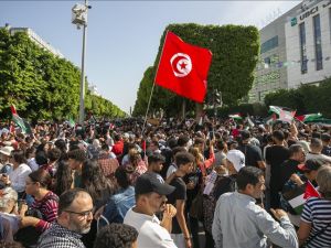 عشرات التظاهرات والفعاليات الاحتجاجية في تونس 