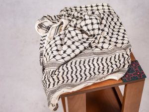أجمل ما قيل عن الكوفية الفلسطينية