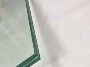 تفسير رؤية الزجاج في المنام للمتزوجة
