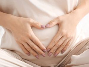 تفسير رؤية امرأة اعرفها حامل في المنام للمتزوجة