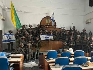 اسرائيل تعلن الاستيلاء على برلمان حماس ومقرات للحركة في غزة