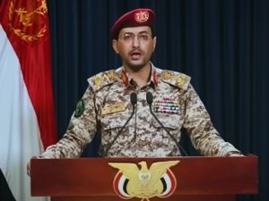 الحوثيون يتوعدون باستهداف كل سفينة تملكها او تشغلها اسرائيل او ترفع علمها