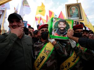 "انتهاك للسيادة".. العراق يدين القصف الاميركي لمقرات الحشد الشعبي