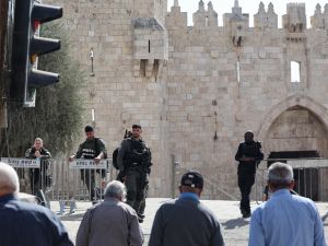 Israeli occupation army attacks the priers 