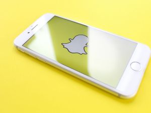 Snapchat users to soon purchase Amazon products within the app