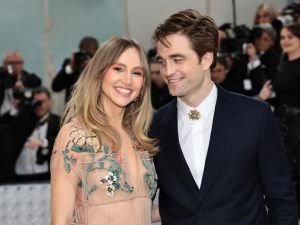Suki Waterhouse is pregnant, reveals she's expecting baby with Robert Pattinson. (Jamie McCarthy/ AFP)