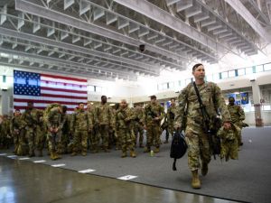 مجموعات مسلحة تستهدف القواعد الأمريكية في العراق