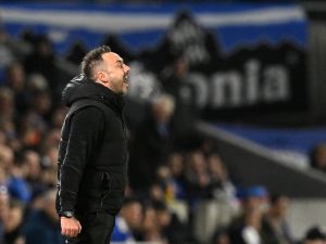 Brighton's Italian head coach Roberto De Zerbi shouts instructions to the players from the touchline during the UEFA Europa League Group B football match between Brighton and Hove Albion and Ajax at the American Express Community Stadium in Brighton, southern England on October 26, 2023. (Photo by Glyn KIRK / AFP)