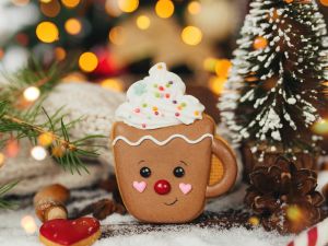 لاتيه خبز الزنجبيل النباتي (Gingerbread Latte)