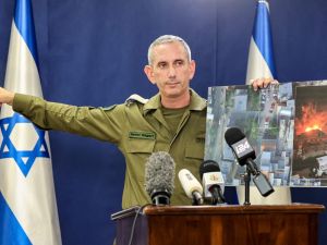 المتحدث باسم الجيش الاسرائيلي دانيا هاغاري