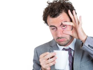 ماذا يحدث لجسمك عند النوم أقل من 7 ساعات يومياً؟