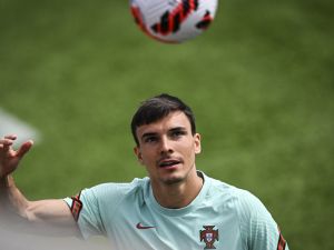 Portugal's midfielder Joao Palhinha attends a training session at "Cidade do Futebol" training camp in Oeiras, outskirts of Lisbon on June 8, 2022 on the eve of their UEFA Nations League football match against Czech Republic. (Photo by PATRICIA DE MELO MOREIRA / AFP)