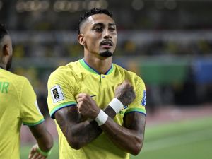 Brazil's forward Raphinha celebrates after scoring a goal during the 2026 FIFA World Cup South American qualifiers football match between Brazil and Bolivia at the Jornalista Edgar Proença 'Mangueirao' stadium, in Belem, state of Para, Brazil, on September 8, 2023. (Photo by CARL DE SOUZA / AFP)