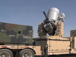 القوات الأمريكية تتعرض لهجوم صاروخي في دير الزور