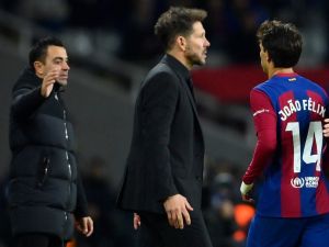 هل سيرجع فيلكيس إلى أتلتيكو مدريد الصيف القادم (Photo by Pau BARRENA / AFP)