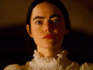 Yorgos Lanthimos latest film Poor Things' will make you laugh, cry, and think. (Emma Stone/ Poor Things)
