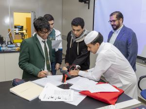وايل كورنيل للطب - قطر تدعم الفريق القطري في أولمبياد العلوم الدولي للناشئين