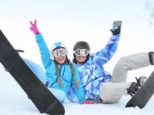 أفضل الوجهات السياحية للتخطيط لعطلة التزلج على الثلج