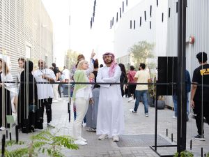 مهرجان القوز للفنون.. عروض فنية ملهمة وتجارب ثقافية متفردة