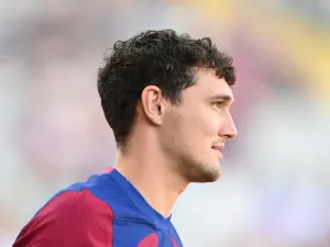 Barcelona's Danish defender #15 Andreas Christensen arrives for the 58th Joan Gamper Trophy football match between FC Barcelona and Tottenham Hotspur FC at the Estadi Olimpic Lluis Companys in Barcelona on August 8, 2023. (Photo by Pau BARRENA / AFP)