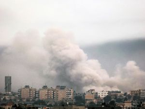 الإحتلال الاسرائيلي يواصل تدمير الأحياء السكنية في قطاع غزة