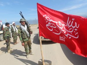 مقاتلون عراقيون من الحشد الشعبي