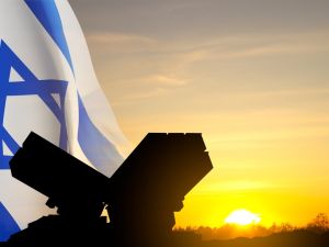 Is Eliat incident related to Egyptian smugglers on Israel border?