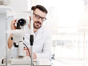 أفضل عيادة عيون في دبي