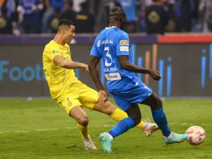 الهلال يتفوق على النصر (صورة أرشيفية) (Photo by Fayez NURELDINE / AFP