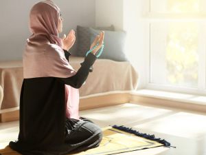 دعاء قضاء الحاجة وتيسير الأمور للغير