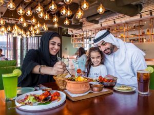 مطاعم دبي مول الجديدة