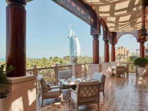 مطاعم في جميرا للعشاء
