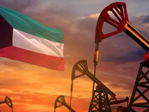 البترول الكويتية تناقش ملفات عوائدها بالمليارات