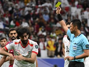 حكم مباراة الأردن وقطر في نهائي كأس آسيا 2023 والطاقم المساعد