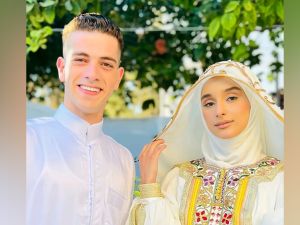 Tiktokers Mix Maqableh and Douha Laribi