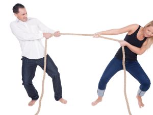 هل تجاذب الأضداد حقيقة أم مجرد أسطورة؟
