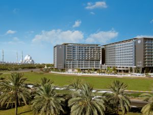 Park Rotana Hotel Achieves Prestigious 'Green Key' Certification for Environmental Excellence