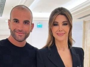  الفنانة نانسي عجرم مع مدون إسرائيلي للسياحة
