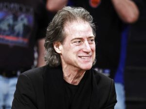 Richard Lewis, revered comic and 'Curb Your Enthusiasm' star, dies at 76. (Getty Images)
