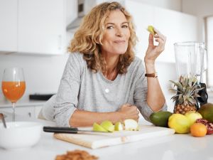 7 أكاذيب عن الأكل الصحي يجب أن تتوقف عن تصديقها الآن