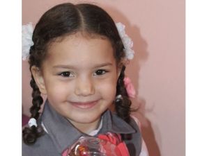  الطفلة هند (6 سنوات)