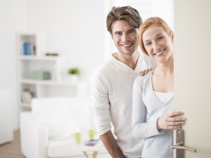 كيف تجذب المال والرخاء إلى حياتك بالقرفة ؟